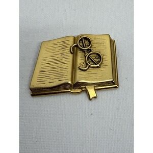 CAJC Signed Goldtone Book/Glasses Brooch Pin Vintage Library Secretary